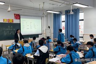 外线发力！海史密斯14投7中得到19分5板 得分已创生涯新高